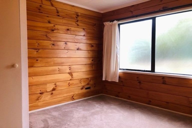 Photo of property in 2/60 Sycamore Drive, Sunnynook, Auckland, 0620