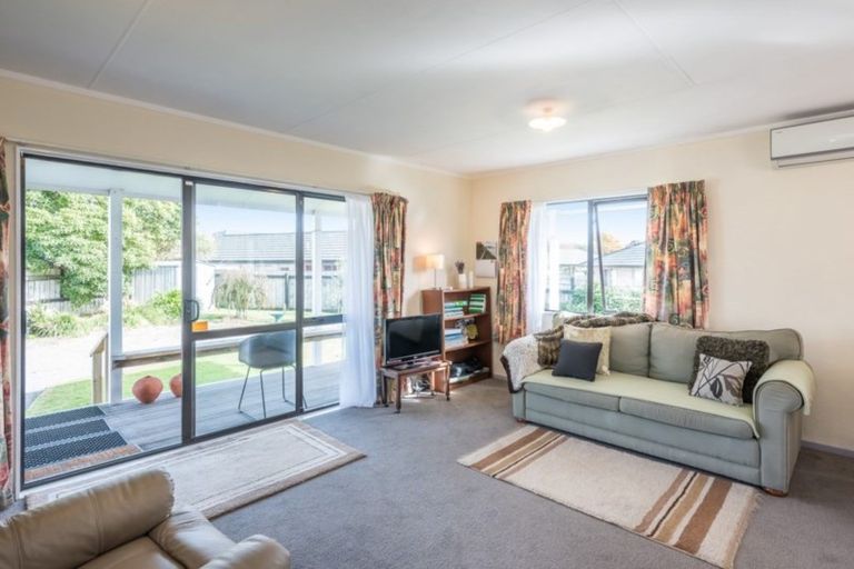 Photo of property in 8 Dennis Taylor Court, Paraparaumu, 5032