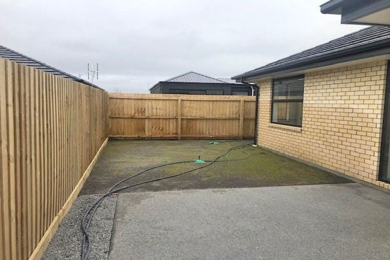 Photo of property in 24 Sedge Street, Belfast, 8051