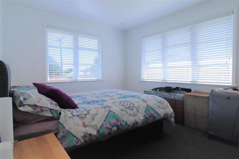 Photo of property in 22 Bowater Place, Manurewa, Auckland, 2102