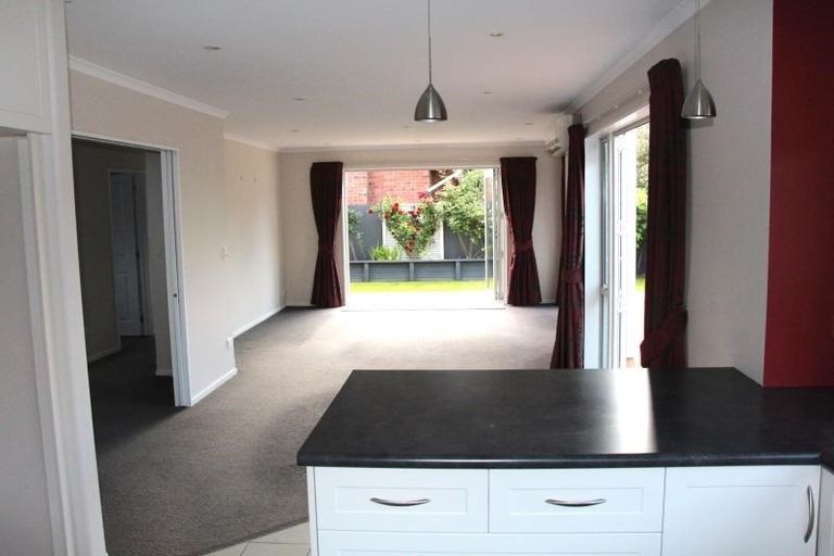 Photo of property in 66b Derby Street, St Albans, Christchurch, 8014
