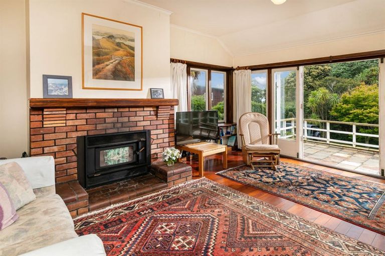 Photo of property in 45 Rock Isle Road, Torbay, Auckland, 0630