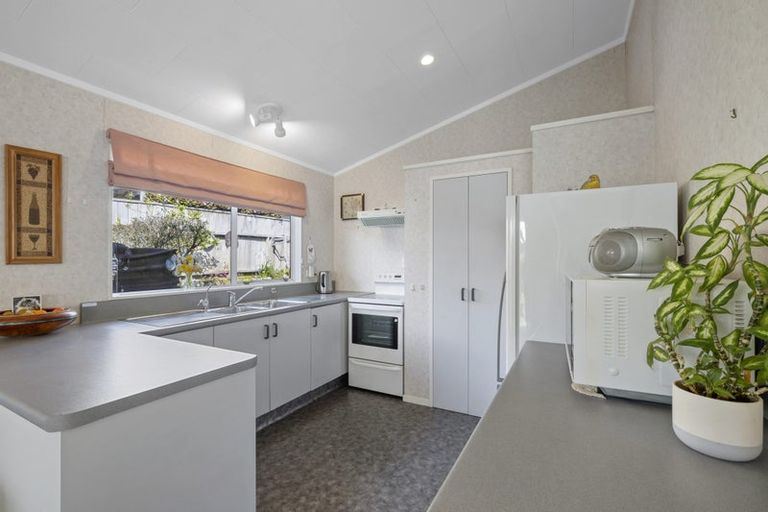 Photo of property in 3 Salcombe Terrace, Welbourn, New Plymouth, 4312