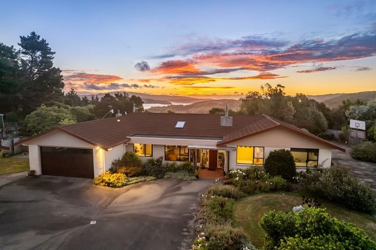 Photo of property in 298b Paekakariki Hill Road, Paekakariki Hill, Porirua, 5381