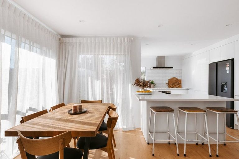 Photo of property in 120 Evans Road, Papamoa Beach, Papamoa, 3118