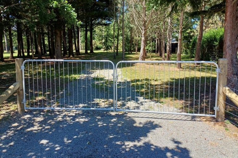 Photo of property in 12 Railway Street, Fairlie, 7925