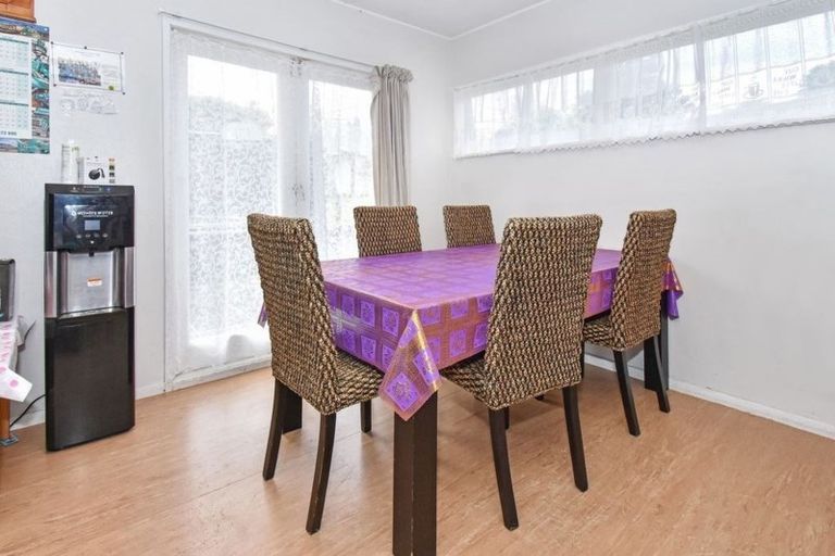 Photo of property in 42a Wedgwood Avenue, Mangere East, Auckland, 2024