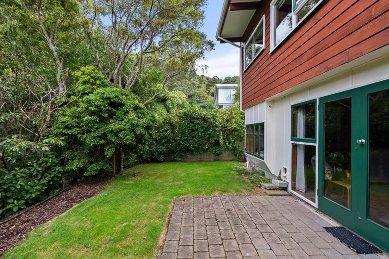 Photo of property in 6 Dorset Way, Wilton, Wellington, 6012