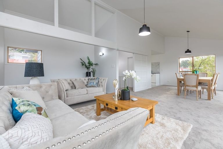 Photo of property in 47 Stapleford Crescent, Browns Bay, Auckland, 0630