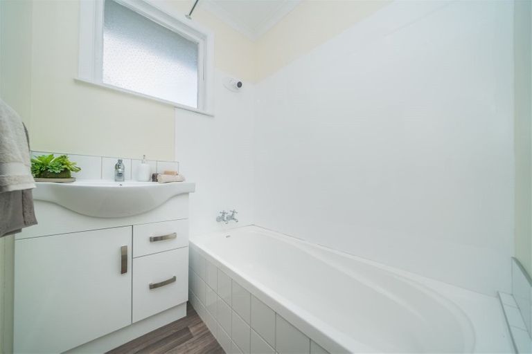 Photo of property in 4/11 Pascal Street, Palmerston North, 4410