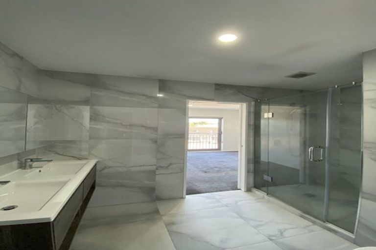 Photo of property in 99b Mahia Road, Wattle Downs, Auckland, 2103