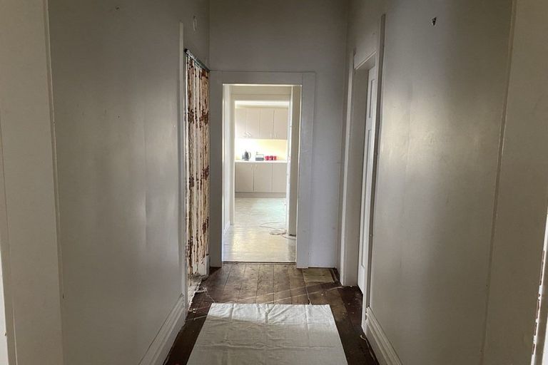 Photo of property in 30 Cambria Street, Hawera, 4610