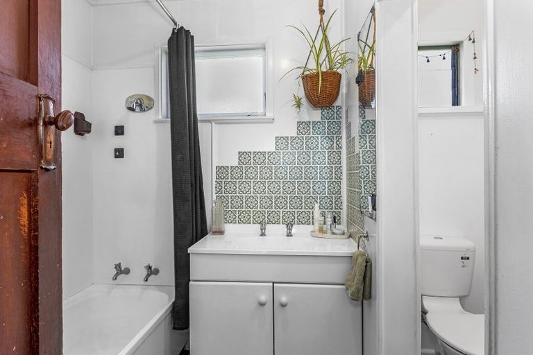 Photo of property in 10 Chichester Street, Woolston, Christchurch, 8023