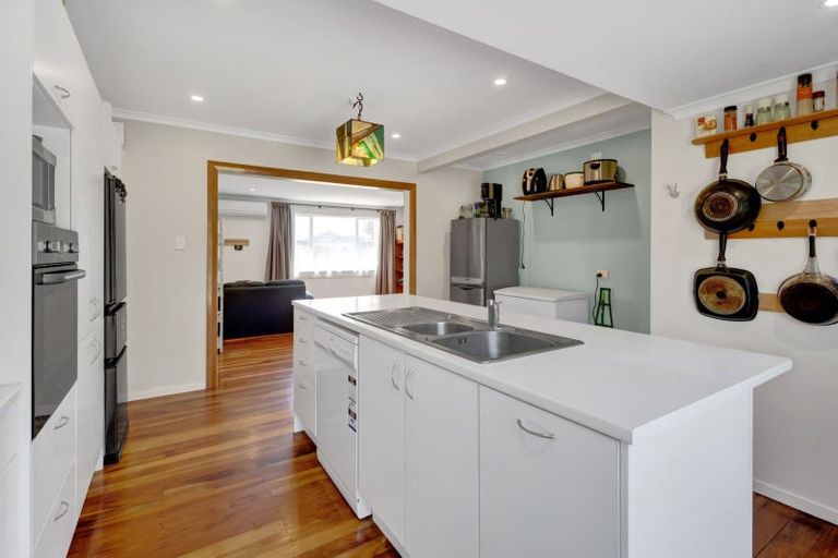 Photo of property in 12 Standish Street, Westown, New Plymouth, 4310