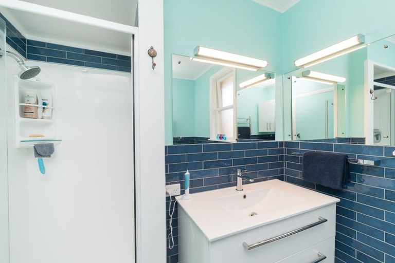 Photo of property in 5 Tingey Place, Awapuni, Palmerston North, 4412