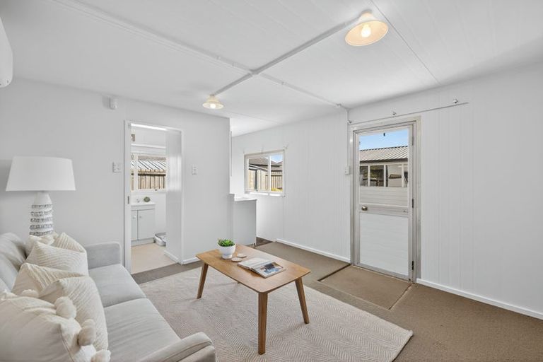 Photo of property in 119 Gilberthorpes Road, Hei Hei, Christchurch, 8042