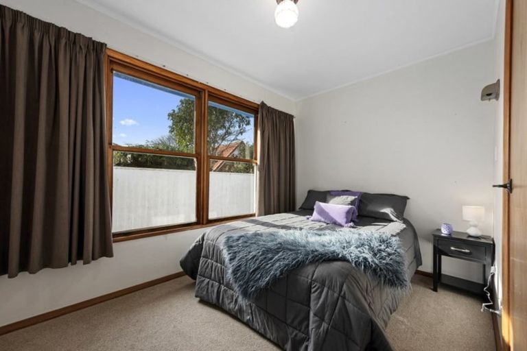 Photo of property in 8 Maire Street, Eastbourne, Lower Hutt, 5013