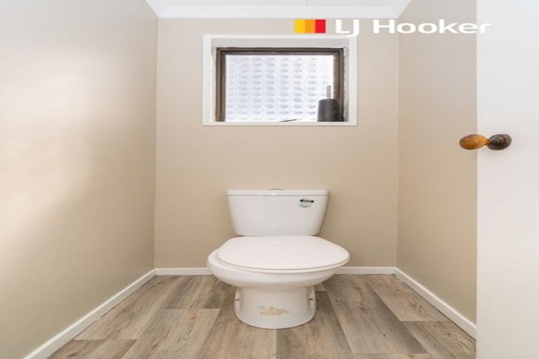 Photo of property in 165 Macandrew Road, South Dunedin, Dunedin, 9012