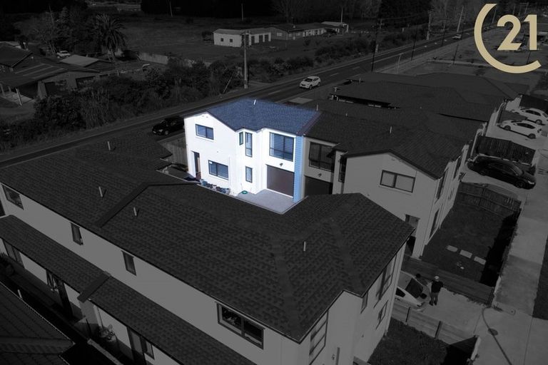 Photo of property in 22a Survila Street, Takanini, 2110