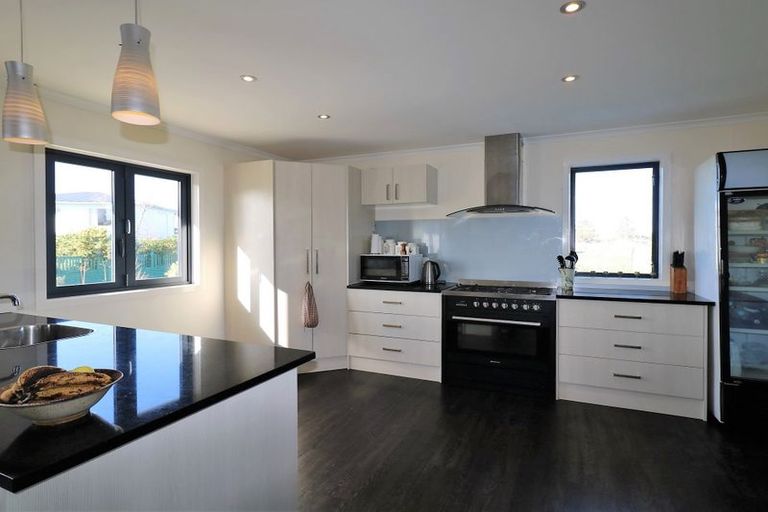 Photo of property in 5 Hartley Avenue, Carterton, 5713