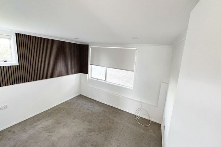 Photo of property in 38 Chatsworth Crescent, Pakuranga Heights, Auckland, 2010