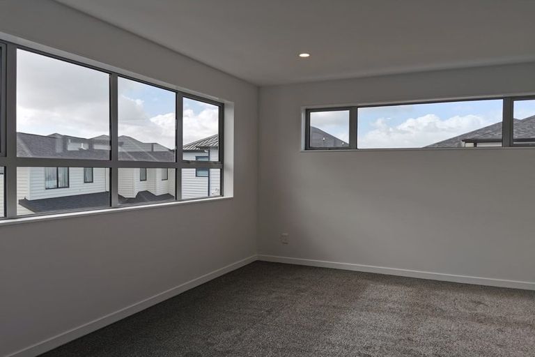 Photo of property in 45 Toanui Road, Hobsonville, Auckland, 0616