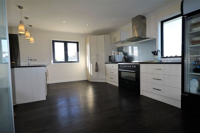 Photo of property in 5 Hartley Avenue, Carterton, 5713