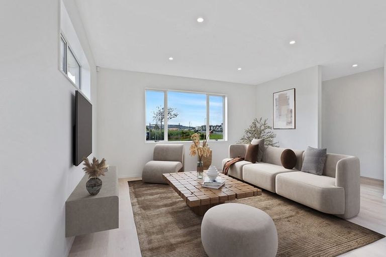 Photo of property in 77 Pepene Avenue, Takanini, Auckland, 2112