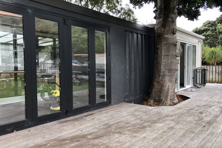 Photo of property in 23 Ames Street, Paekakariki, 5034