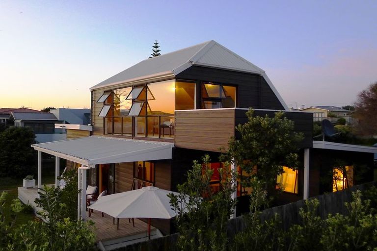 Photo of property in 44 Broadway Road, Waihi Beach, 3611