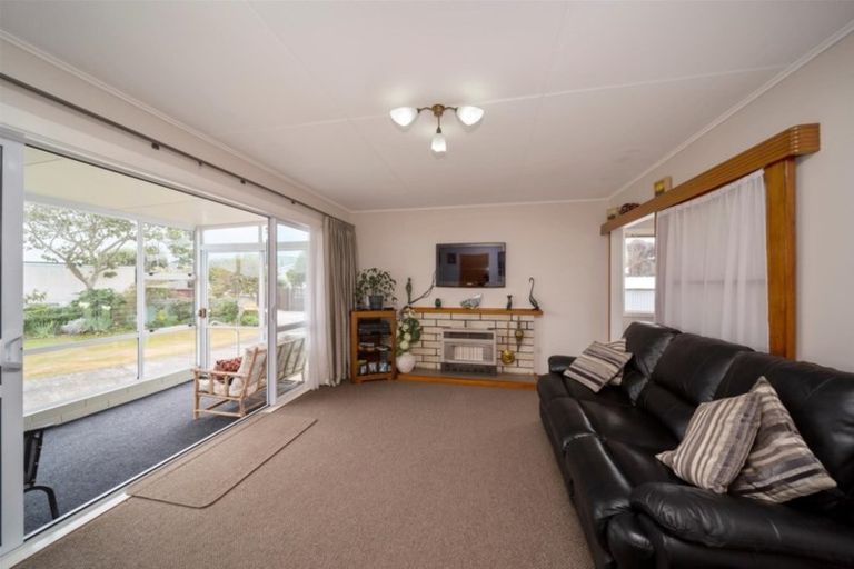 Photo of property in 52a Dixon Avenue, Hawera, 4610