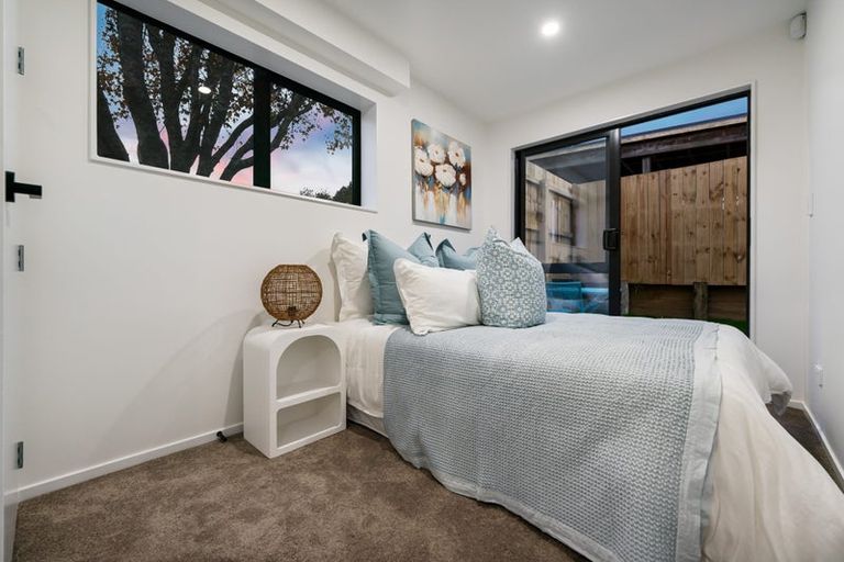 Photo of property in 21b Laura Street, Kelston, Auckland, 0602