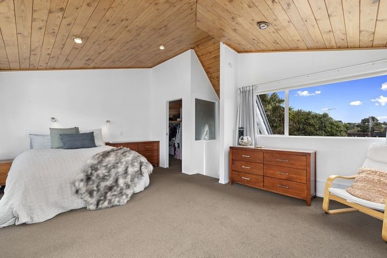 Photo of property in 48 Beulah Avenue, Rothesay Bay, Auckland, 0630