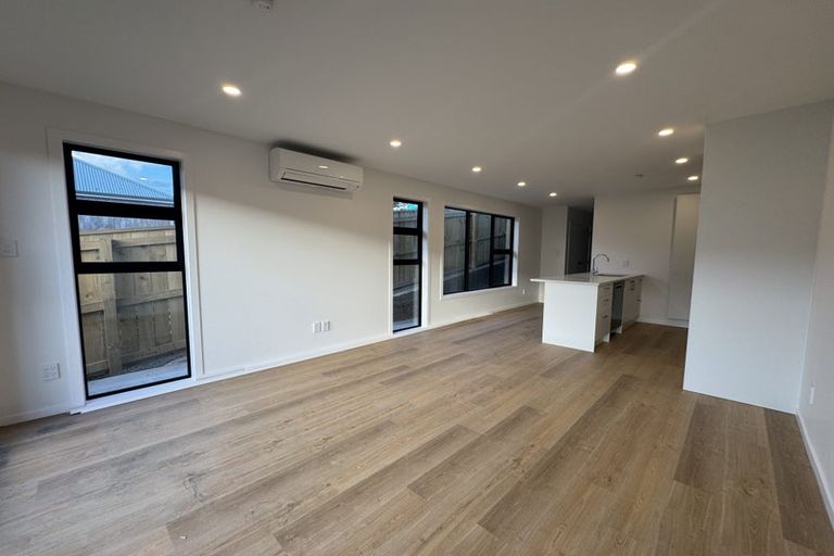 Photo of property in 35a Handyside Street, Tawa, Wellington, 5028