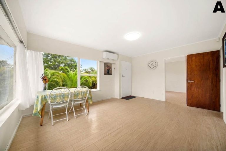 Photo of property in 49 Peach Road, Glenfield, Auckland, 0629
