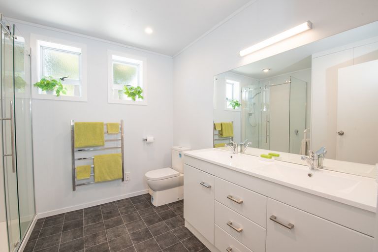 Photo of property in 75 Shields Street, Clyde, 9330