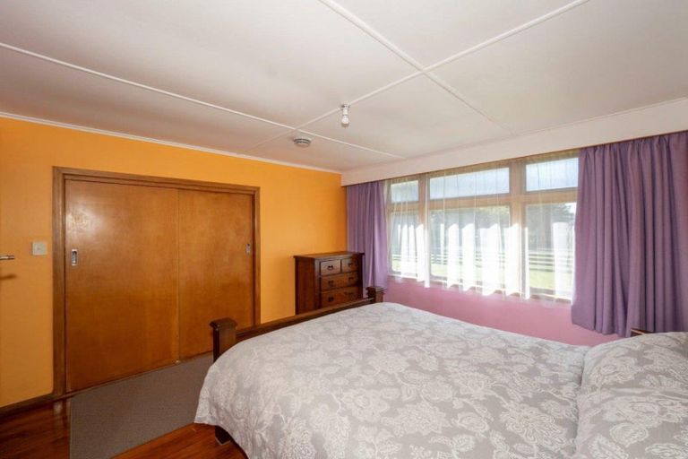 Photo of property in 10 Bright Street, Eketahuna, 4900