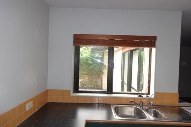 Photo of property in 35 Ruze Vida Drive, Massey, Auckland, 0614