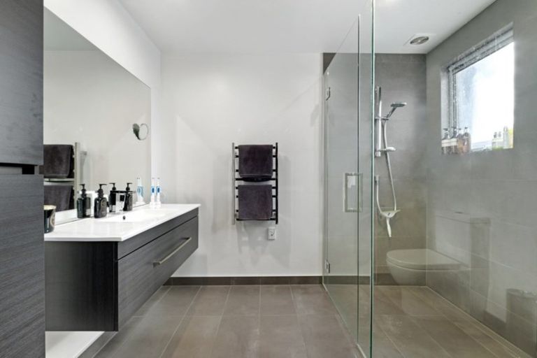 Photo of property in 3 Templeton Street, Albert Town, Wanaka, 9305