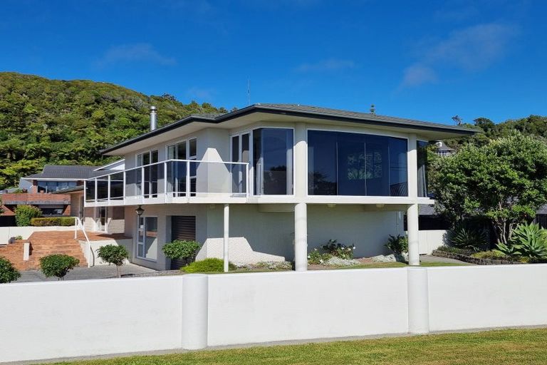 Photo of property in 151 Main South Road, Karoro, Greymouth, 7805