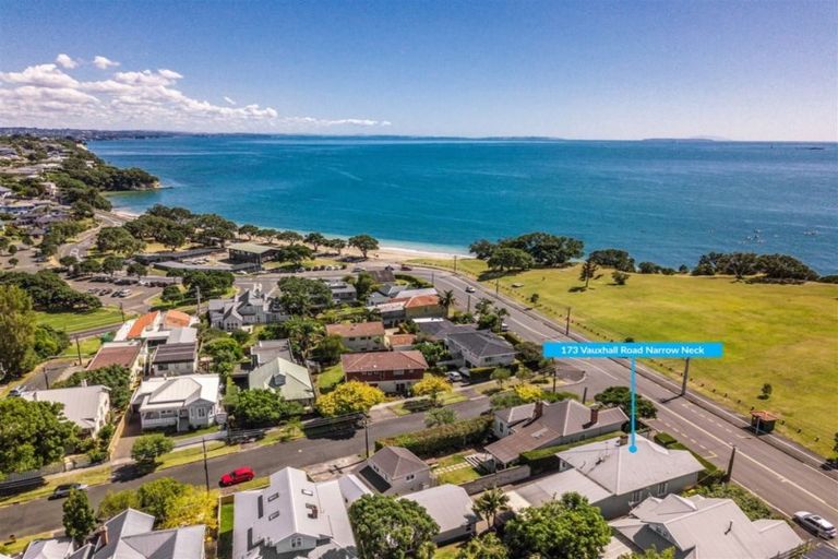 Photo of property in 173 Vauxhall Road, Narrow Neck, Auckland, 0624