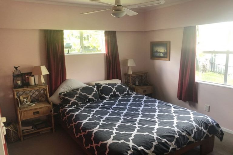 Photo of property in 1 Moa Place, Onerahi, Whangarei, 0110