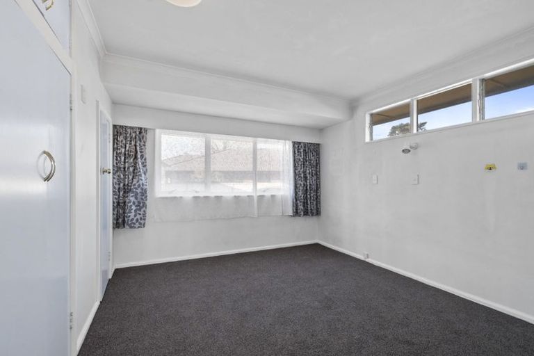 Photo of property in 43 Sheffield Street, Awapuni, Palmerston North, 4412