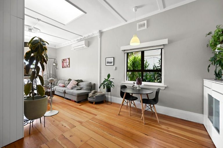 Photo of property in 73 Queens Avenue, Frankton, Hamilton, 3204