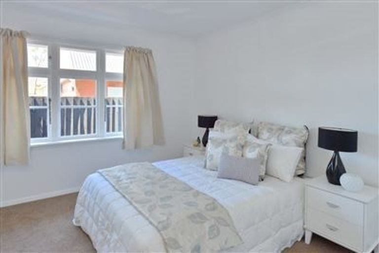 Photo of property in 384 Ilam Road, Bryndwr, Christchurch, 8053