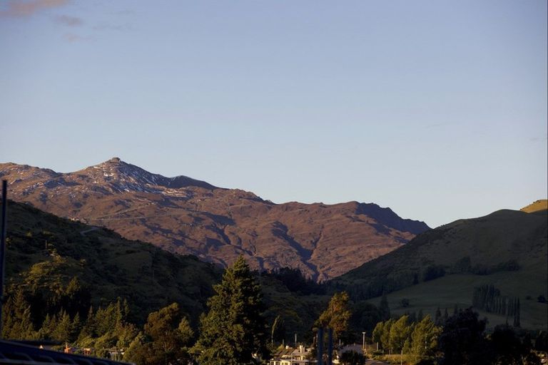 Photo of property in 13 Old Homestead Place, Kawarau Falls, Queenstown, 9300