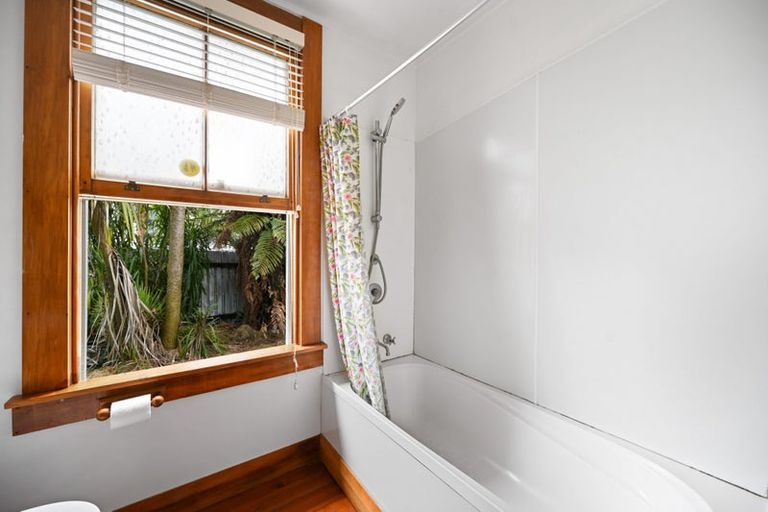 Photo of property in 17 Weka Street, Frankton, Hamilton, 3204