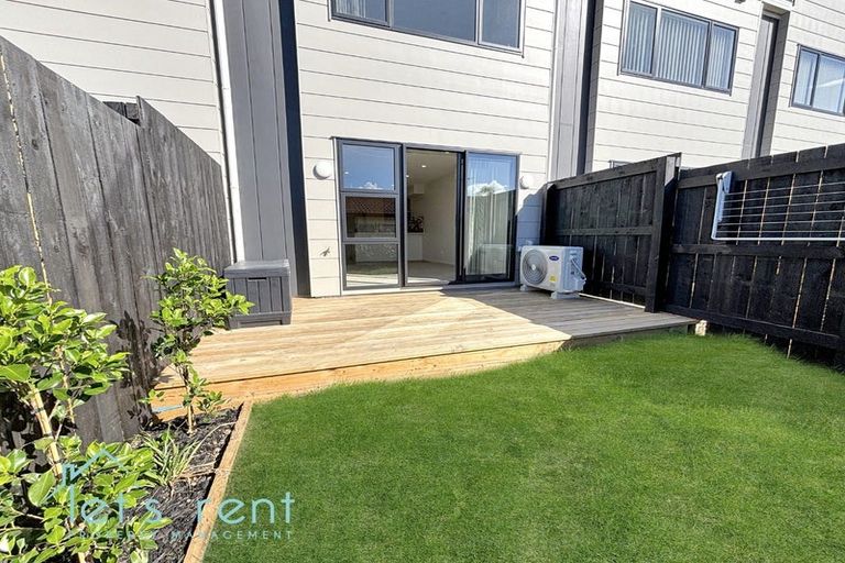 Photo of property in 61 Tima Lane, Mangere Bridge, Auckland, 2022