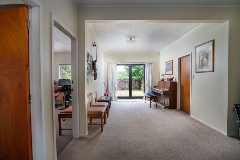Photo of property in 67 Chesham Avenue, Waipahihi, Taupo, 3330