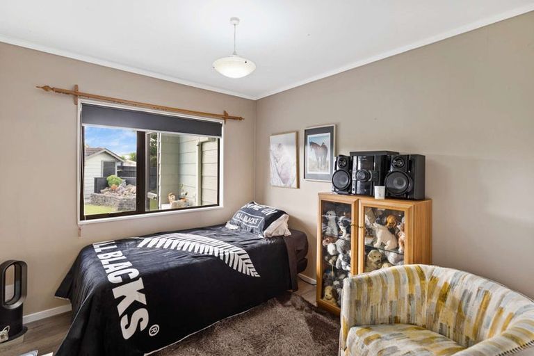 Photo of property in 63 Geraldine Crescent, Cloverlea, Palmerston North, 4412